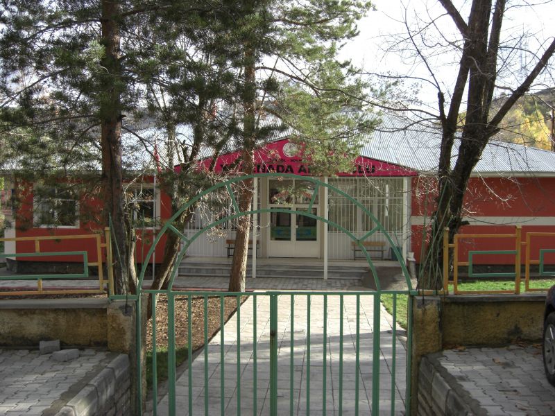 Yüzen Ada Anaokulu 