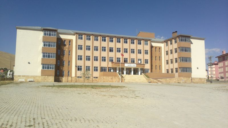 Adilcevaz Anadolu Lisesi 