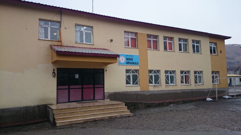 İnönü Ortaokulu 