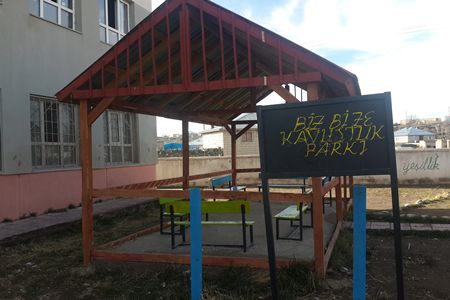 Kavuştuk Köyü İlkokulu 
