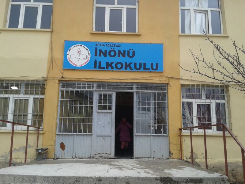 İnönü İlkokulu 