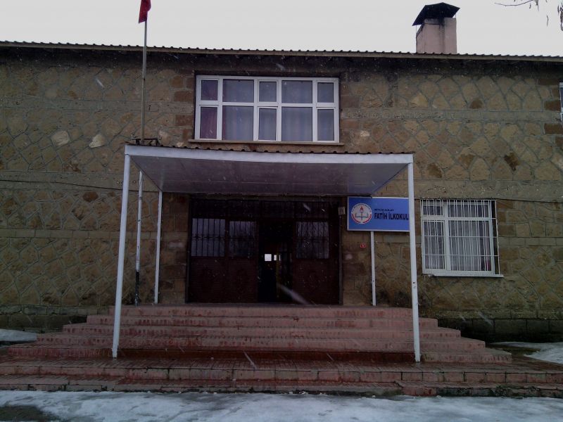 Fatih İlkokulu 