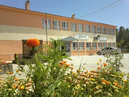 Şehit Sümmani Görgen Yatılı Bölge Ortaokulu 