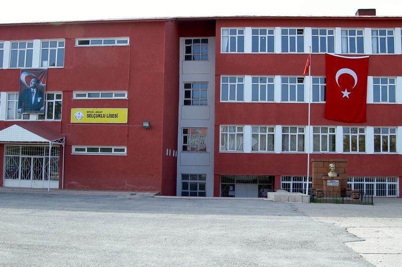 Selcuklu Lisesi 