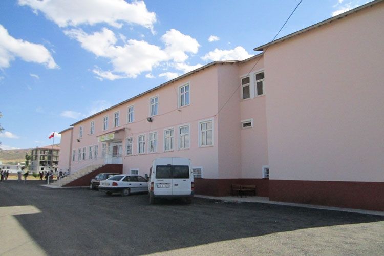 İpekyolu Mesleki Ve Teknik Anadolu Lisesi 