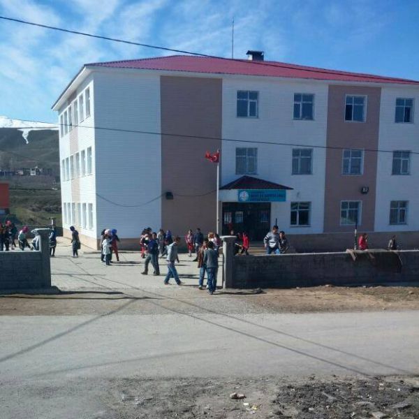Şehit Er Mahfuz Urut Ortaokulu 