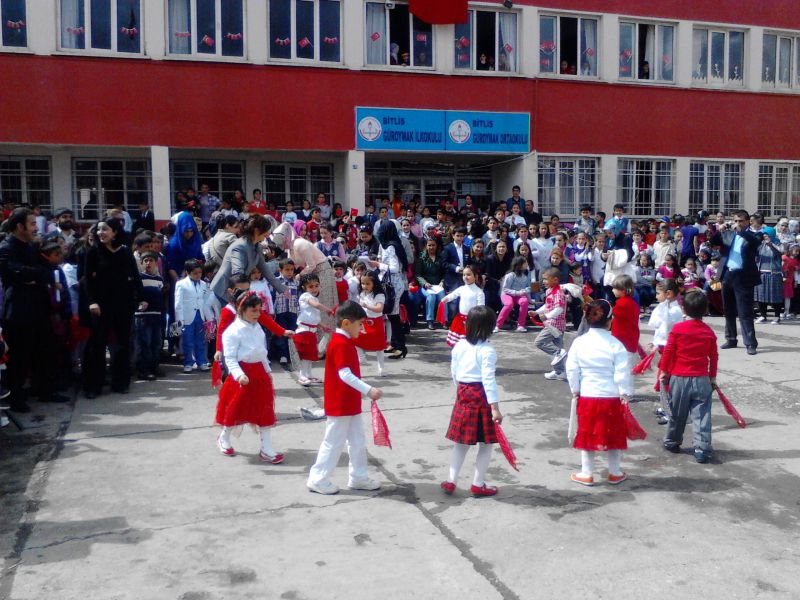 Güroymak İlkokulu 