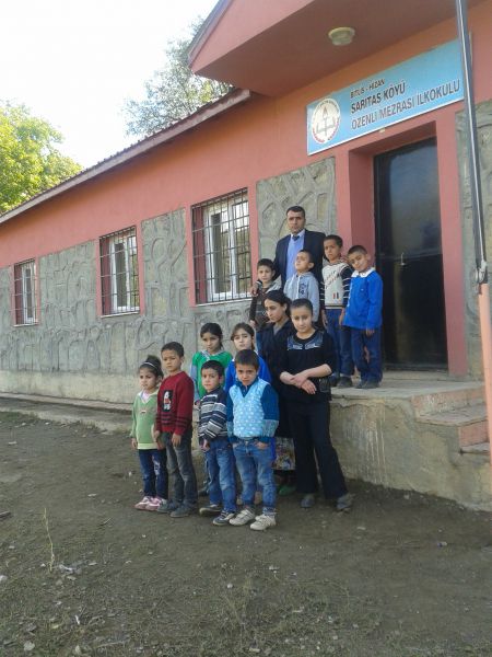 Sarıtaş Köyü Özenli Mezrası İlkokulu 