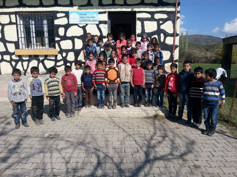 Aşağı Kazanlı İlkokulu 