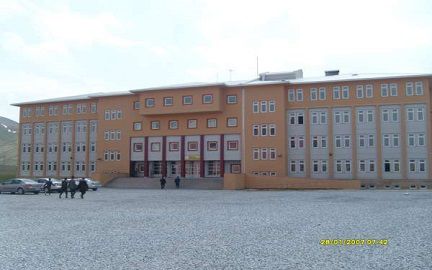 Bitlis Spor Lisesi 