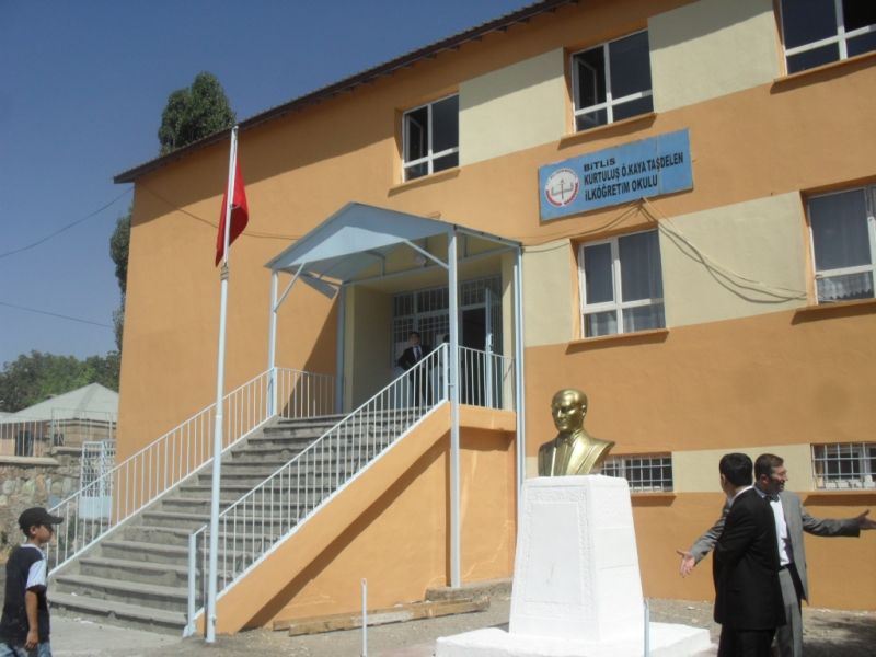 Kurtuluş Özgür Kaya Taşdelen İlkokulu 