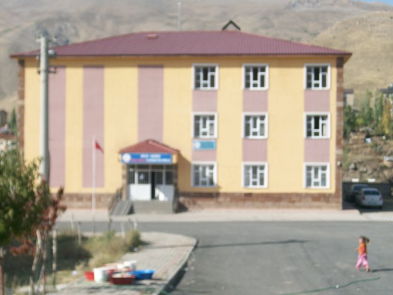 Mng Kargo Ortaokulu 
