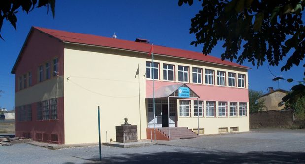 Karşıyaka Ortaokulu 