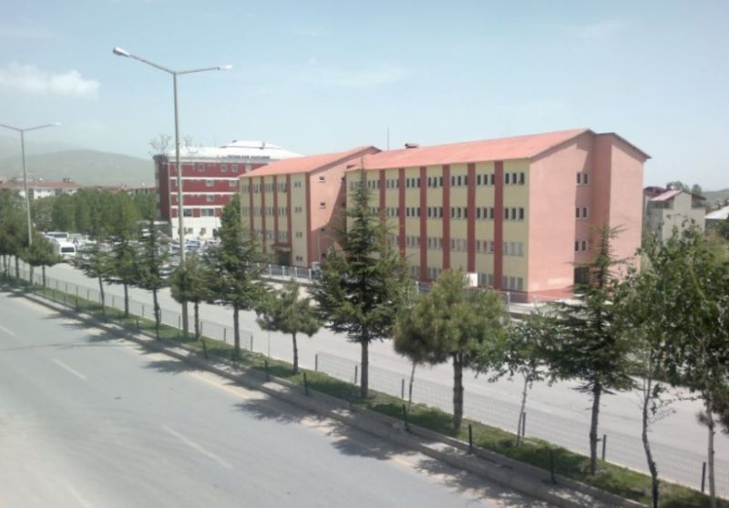 Tatvan Anadolu Lisesi 