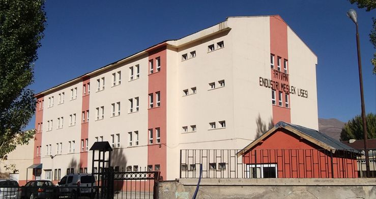 Tatvan Mesleki Ve Teknik Anadolu Lisesi 