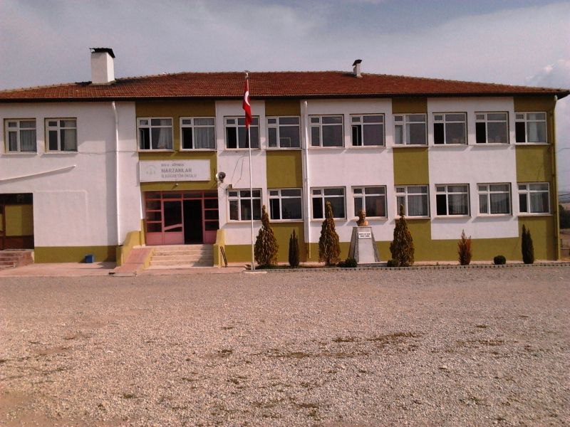 Narzanlar Ortaokulu 