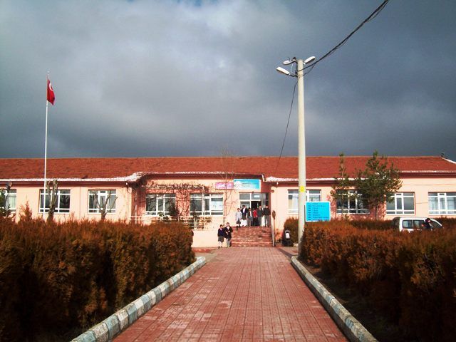 Kıbrıscık Ortaokulu 