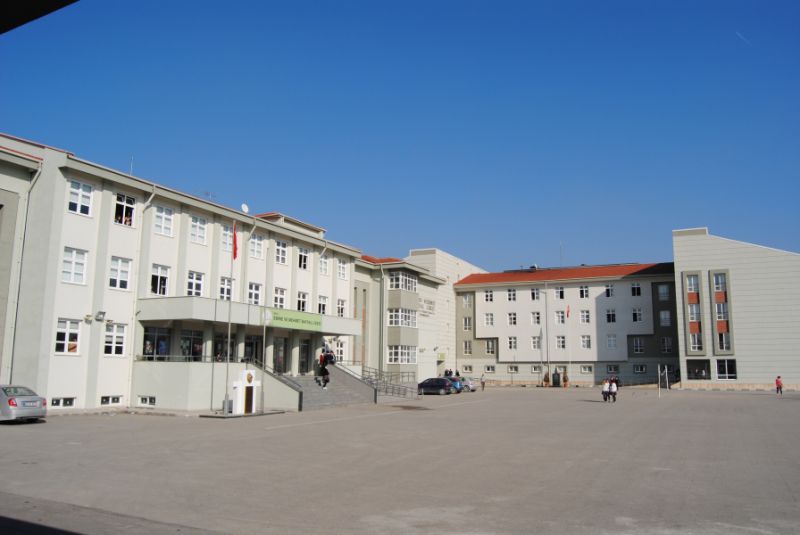 Emine Mehmet Baysal Anadolu Lisesi 