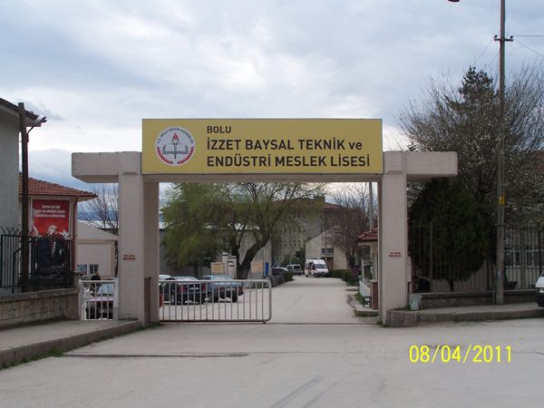 İzzet Baysal Mesleki Ve Teknik Anadolu Lisesi 