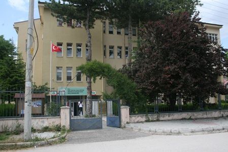 İzzet Baysal Halk Eğt.mer.ve Akşam San.ok. 