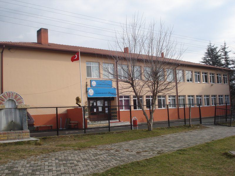 Yıldırım Bayezıt İlkokulu 