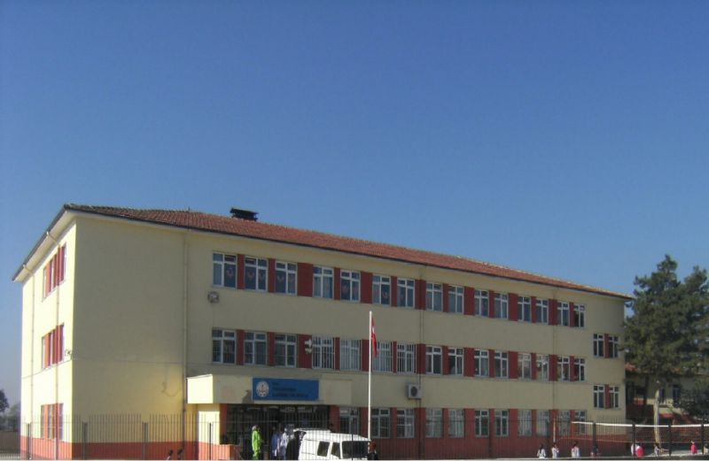 Yukarısoku İlkokulu 