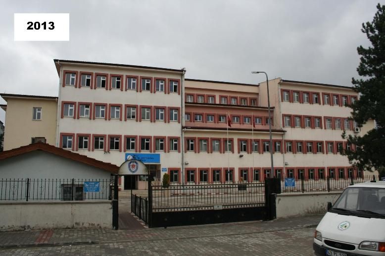 50 Yıl İzzet Baysal Ortaokulu 