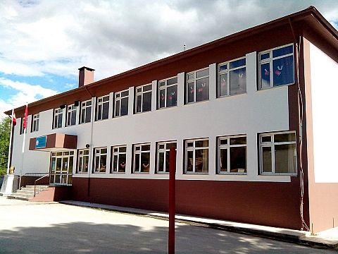 Yazılar Ortaokulu 