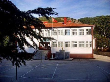 Cumhuriyet İlkokulu 