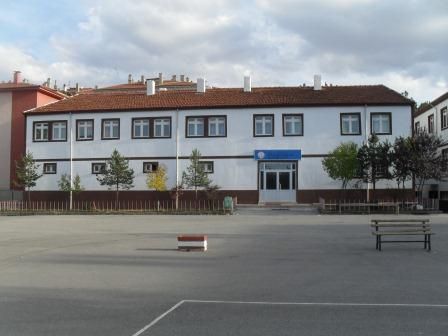 Yaşar Çelik İlkokulu 