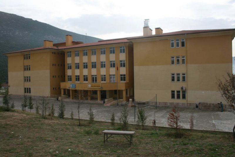 Oğuzhan Mesleki Ve Teknik Anadolu Lisesi 
