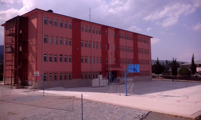 Cumhuriyet Ortaokulu 