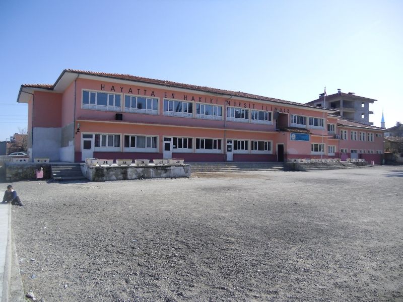 Merkez İlkokulu 