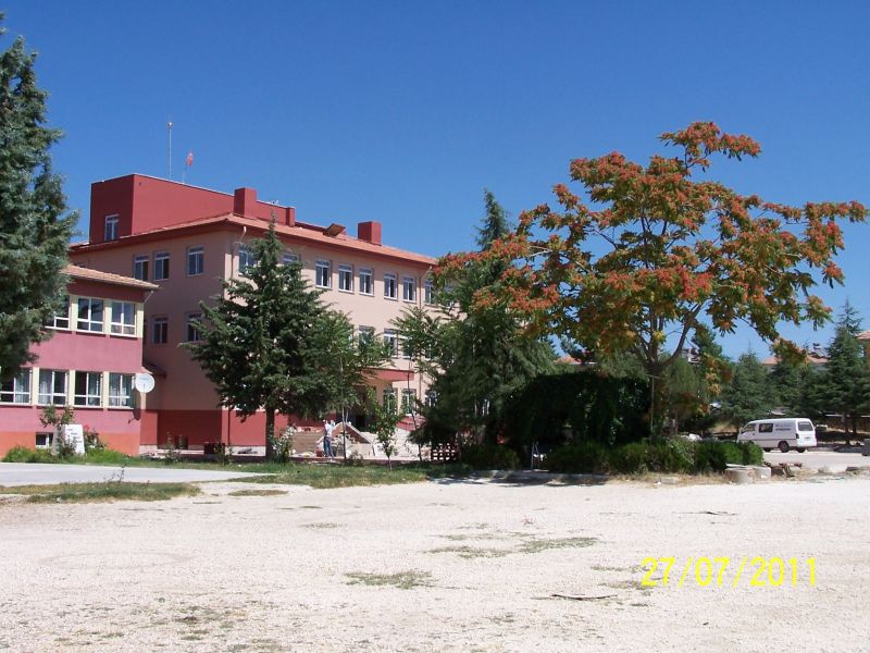 Atatürk İlkokulu 