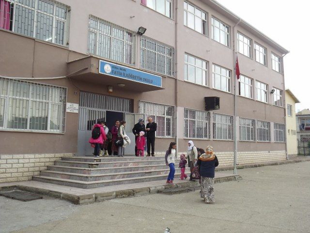 Fatih İlkokulu 
