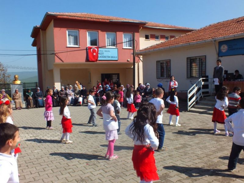 Mezit İlkokulu 