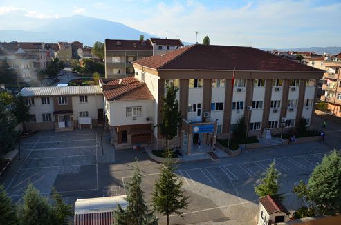 İshakpaşa Ortaokulu 