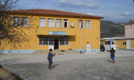 Kaynarca Ortaokulu 