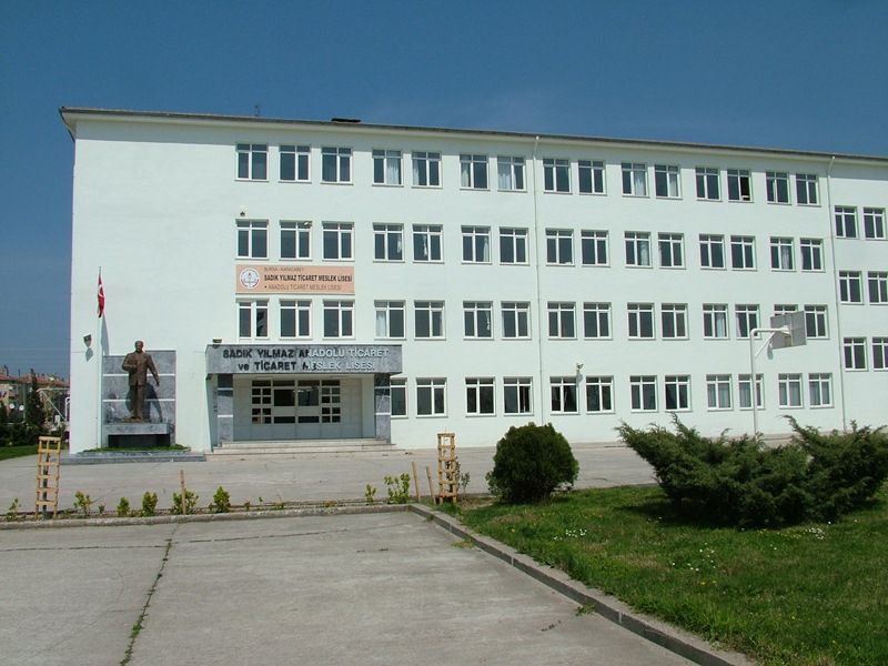 Sadık Yılmaz Mesleki Ve Teknik Anadolu Lisesi 