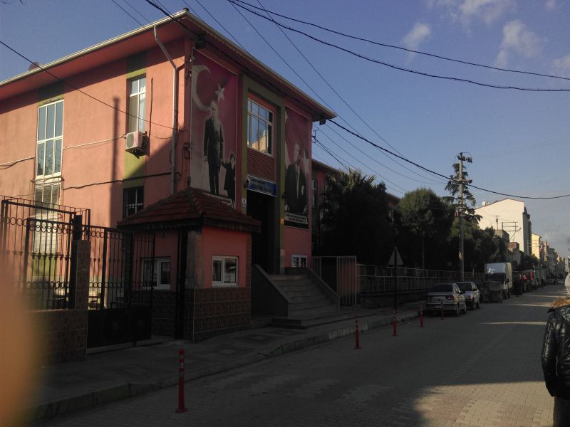 Atatürk İlkokulu 
