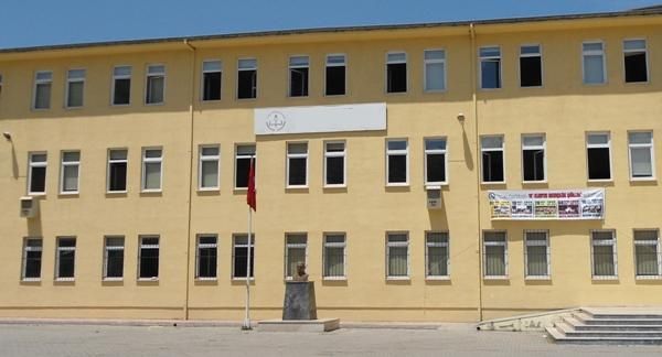 Ahmet Rüştü Anadolu Lisesi 