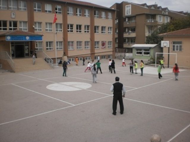 Görükle Akşemsettin Ortaokulu 