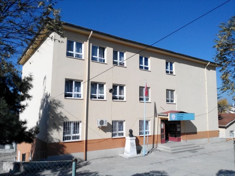 Orhaneli Fevzipaşa Ortaokulu 