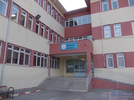 Hürriyet Ortaokulu 