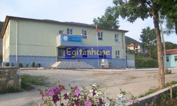 Üreğil İlkokulu 