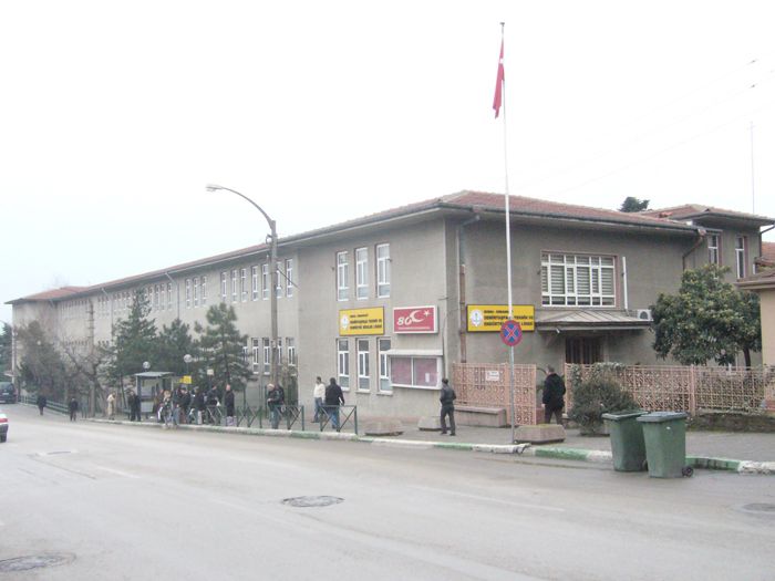 Demirtaşpaşa Mesleki Ve Teknik Anadolu Lisesi 
