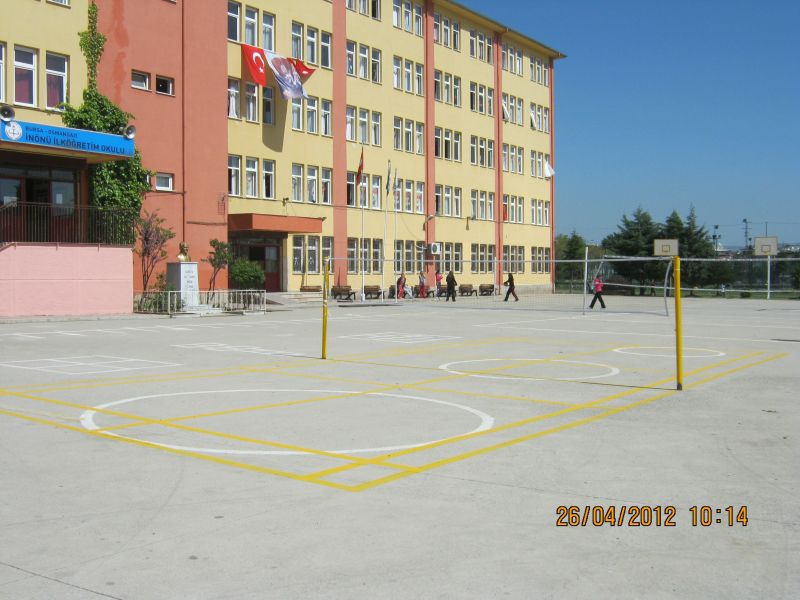 İnönü Ortaokulu 