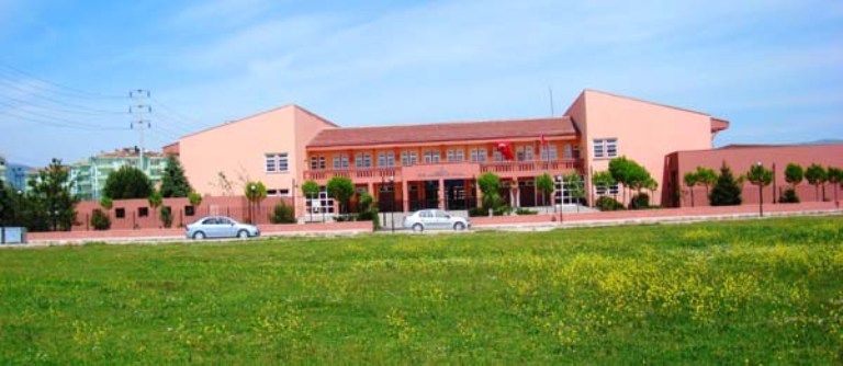 Koç Ortaokulu 