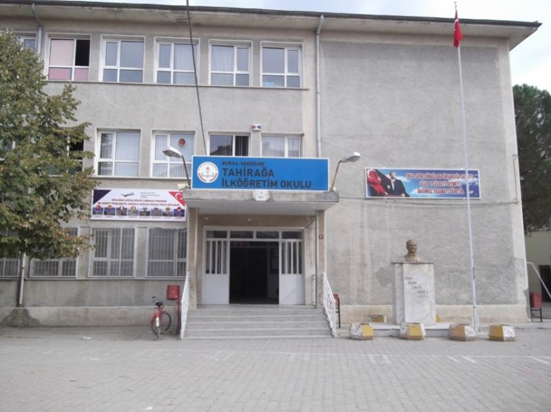 Tahirağa Ortaokulu 