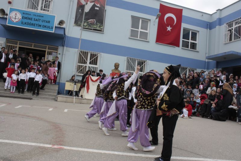 Emine Sait Uyar İlkokulu 